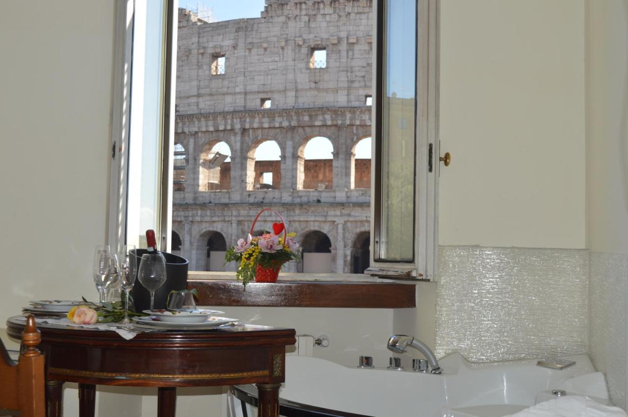 Jacuzzi In Front Of The Colosseum Apartment โรม ภายนอก รูปภาพ